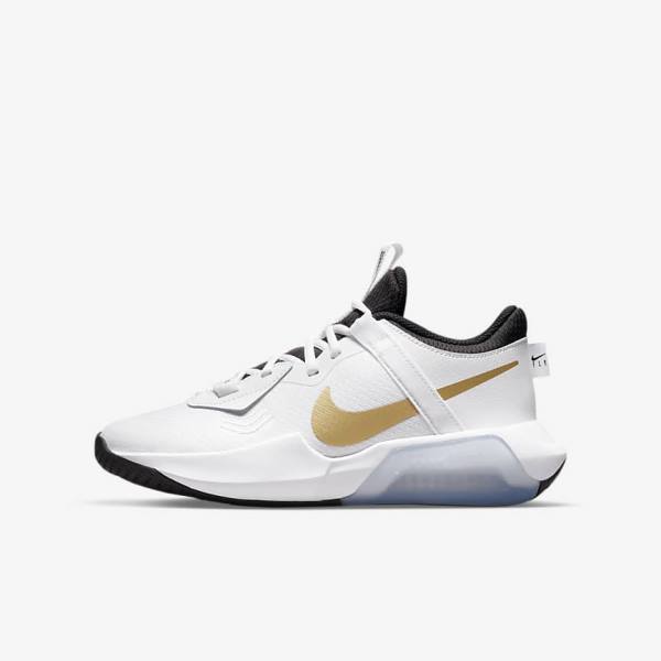 Kids\' Nike Air Zoom Crossover Older Basketball Shoes White / Black / Metal Gold | NK651BUA