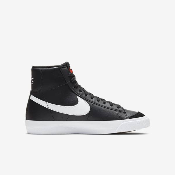 Kids' Nike Blazer Mid 77 Older Sneakers Black / White / Orange | NK306LGN