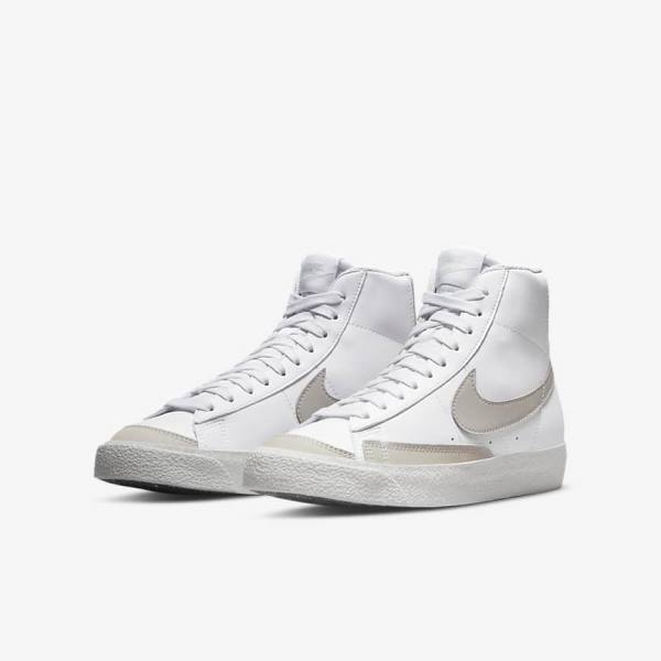 Kids' Nike Blazer Mid 77 SE Older Basketball Shoes White / Light Beige | NK869QSF