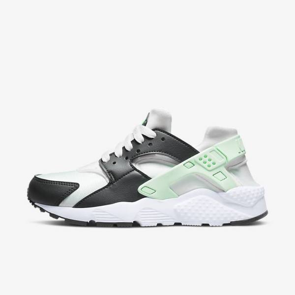 Kids\' Nike Huarache Run Older Sneakers White / Mint | NK712BZR