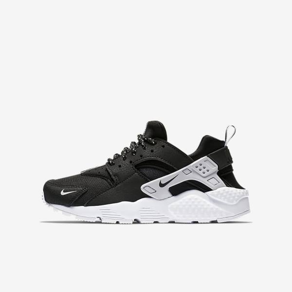 Kids\' Nike Huarache SE Older Sneakers Black / White | NK290SVE