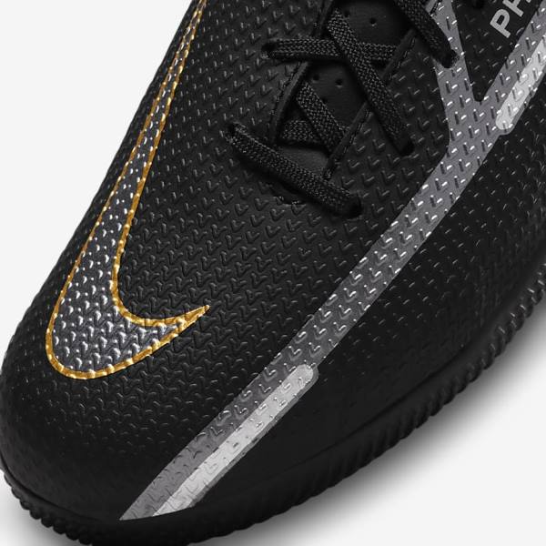 Kids' Nike Jr. Phantom GT2 Academy IC Older Indoor Court Football Shoes Black / Metal Gold / Dark Grey / Metal Dark Grey | NK971YWM