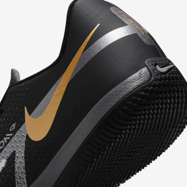 Kids' Nike Jr. Phantom GT2 Academy IC Older Indoor Court Football Shoes Black / Metal Gold / Dark Grey / Metal Dark Grey | NK971YWM