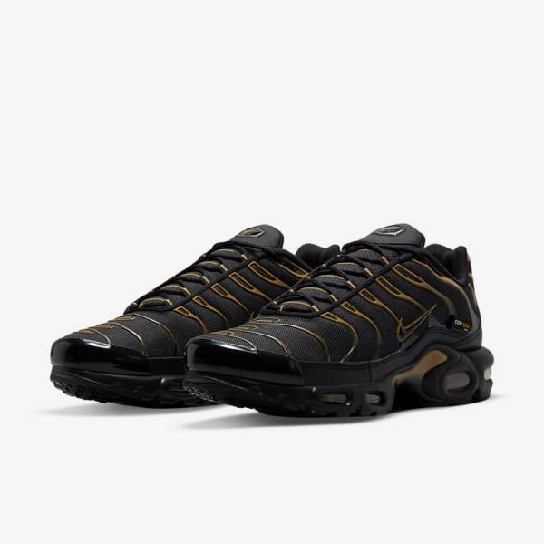 Men's Nike Air Max Plus Sneakers Black / Brown / Gold | NK035GBC