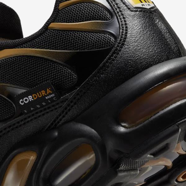 Men's Nike Air Max Plus Sneakers Black / Brown / Gold | NK035GBC