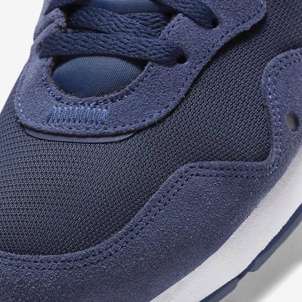 Men's Nike Venture Runner Sneakers Navy / Navy / White | NK105XBP