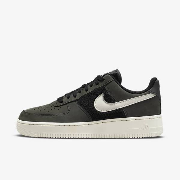 Women\'s Nike Air Force 1 Sneakers Black / Light Beige | NK139VMO