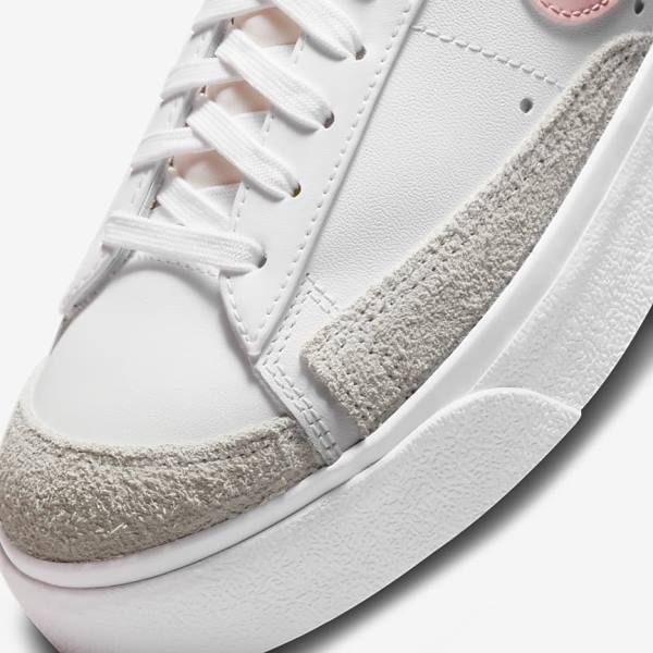 Women's Nike Blazer Low Platform Sneakers White / Black / Pink | NK965BEU