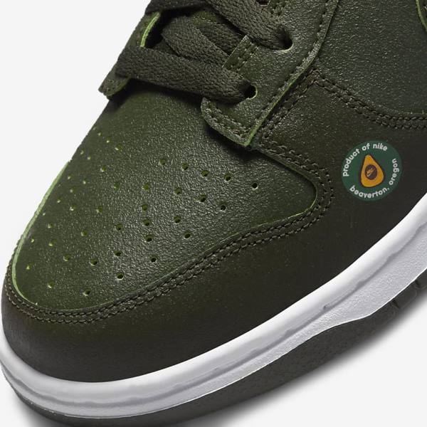 Women's Nike Dunk Low LX Sneakers Olive / Green | NK079SJC