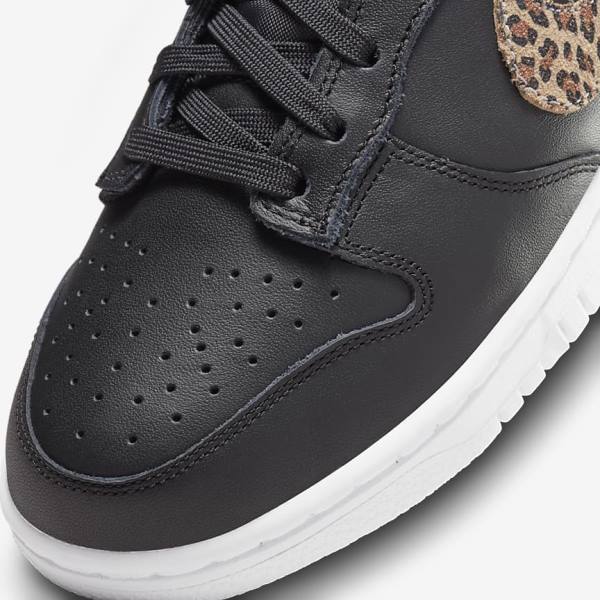 Women's Nike Dunk Low SE Sneakers Black / Multicolor | NK271HFJ