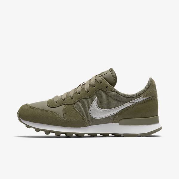 Women\'s Nike Internationalist Glitter Sneakers Olive / White / Olive | NK418YBR