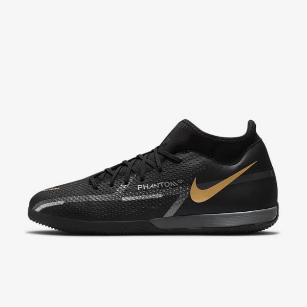 Women\'s Nike Phantom GT2 Academy Dynamic Fit IC Indoor Court Football Shoes Black / Metal Gold / Dark Grey / Metal Dark Grey | NK024XVK