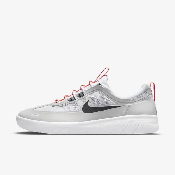 Women\'s Nike SB Nyjah Free 2 Skate Shoes Grey / White / Light Red / Black | NK631QLO