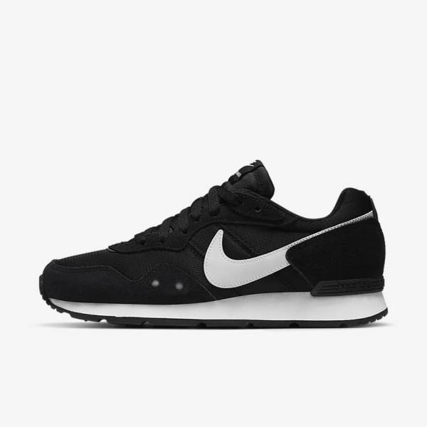 Women\'s Nike Venture Runner Sneakers Black / White | NK385TLF