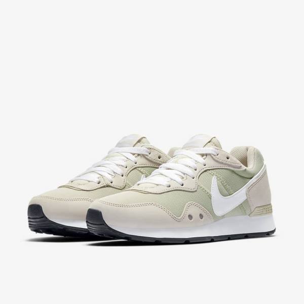 Women's Nike Venture Runner Sneakers Light Beige / Light Beige / White | NK421DCJ