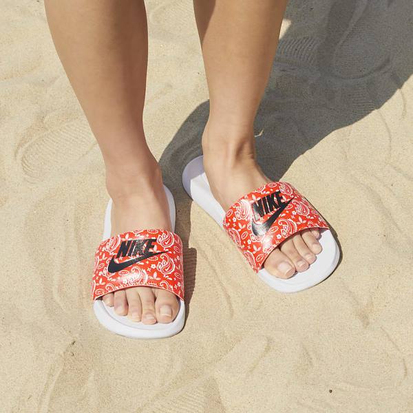 Women's Nike Victori One Print Slides Orange / White / Black | NK897EOD