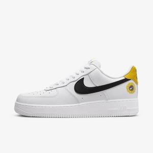 Men's Nike Air Force 1 07 LV8 Sneakers White / Yellow / Black | NK182XBP